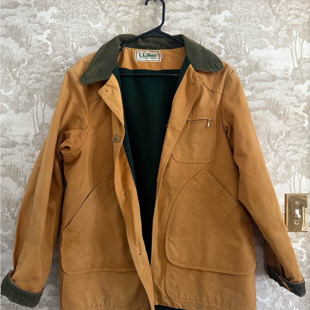 Vintage L.L. Bean Men's Brown Field Jacket with Green Collar